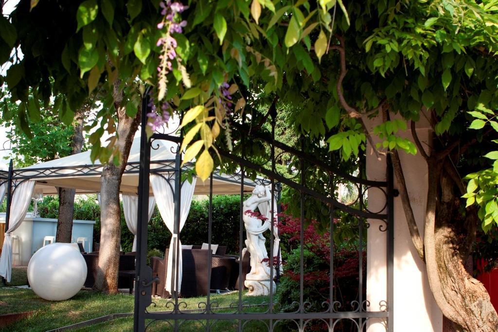 Отель Il Cecchini Pasiano Di Pordenone Экстерьер фото